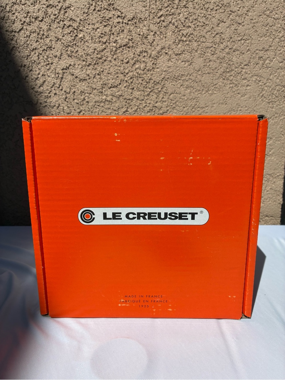 Le Creuset Enameled Cast Iron Heart Shaped Pot Red - Picture 5 of 7